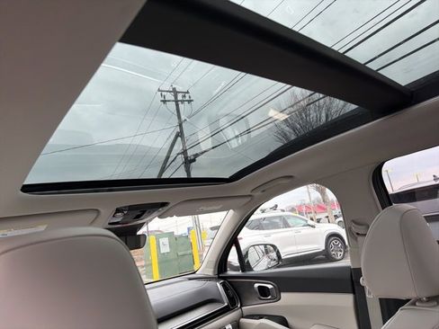 New 2026 Kia Sorento EX image 9