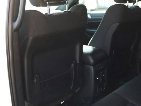 Used 2018 Jeep Grand Cherokee Laredo AWD/4WD image 28
