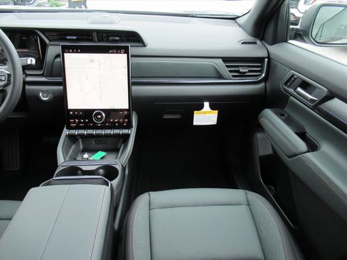 New 2026 GMC Terrain AT4 w/ Convenience Package III image 14