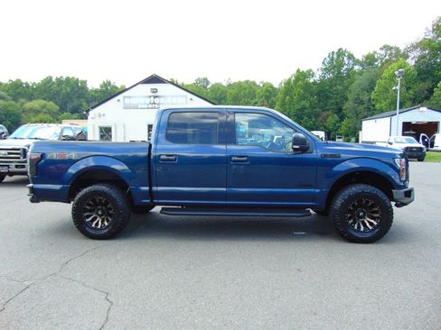 Used 2017 Ford F150 XLT w/ Equipment Group 302A Luxury AWD/4WD image 39