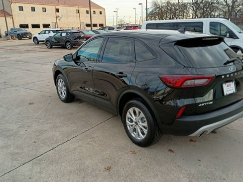Used 2025 Ford Escape Active image 12