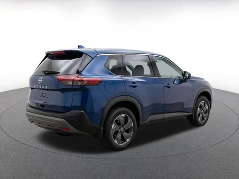 Used 2025 Nissan Rogue SV AWD/4WD image 7