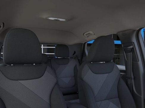New 2027 Chevrolet Bolt LT w/ Comfort Package FWD image 25