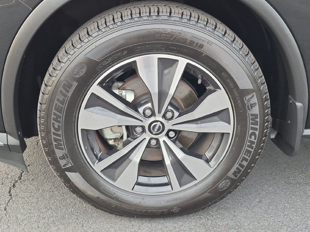 Used 2023 Nissan Murano S FWD image 9
