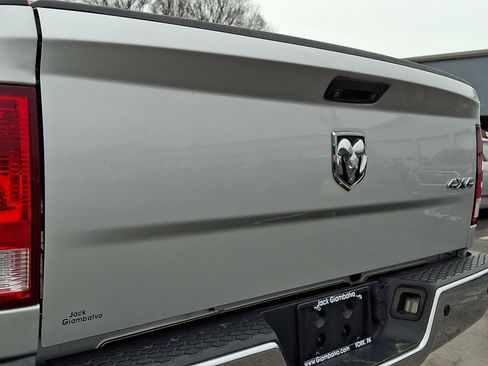 Used 2016 RAM 2500 Tradesman w/ Chrome Appearance Group image 31