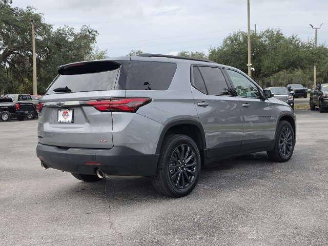 Used 2023 Chevrolet Traverse RS FWD image 4