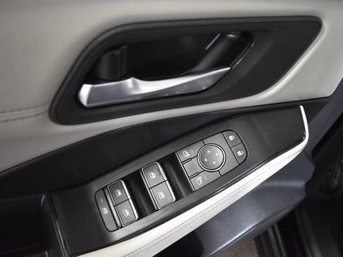Certified 2025 Nissan Rogue SL AWD/4WD image 8