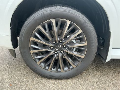 Certified 2026 INFINITI QX80 Autograph AWD/4WD image 6
