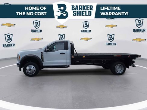 Used 2024 Ford F550 4x4 Regular Cab Super Duty w/ XLT Value Package image 5