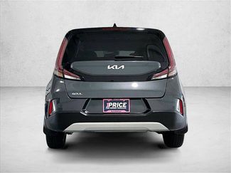 Used 2024 Kia Soul LX FWD video 4