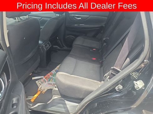Used 2020 Nissan Rogue SV AWD/4WD image 16