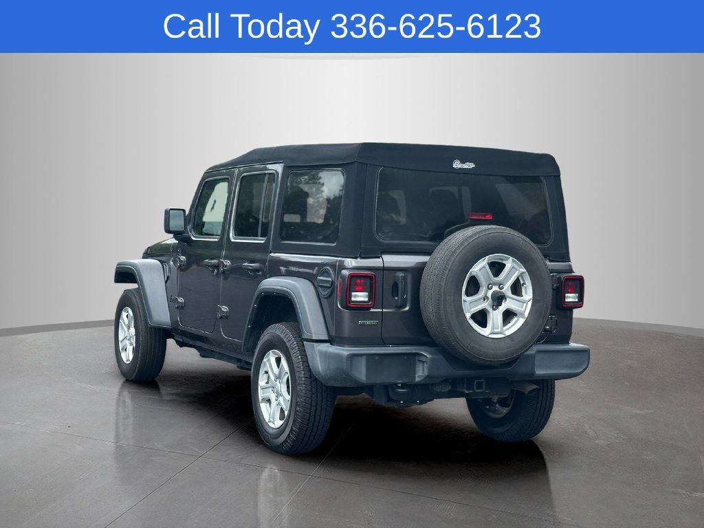 Used 2022 Jeep Wrangler Unlimited Sport AWD/4WD image 5