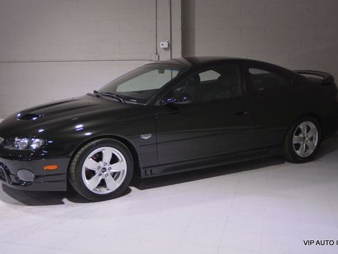 Used 2006 Pontiac GTO image 2