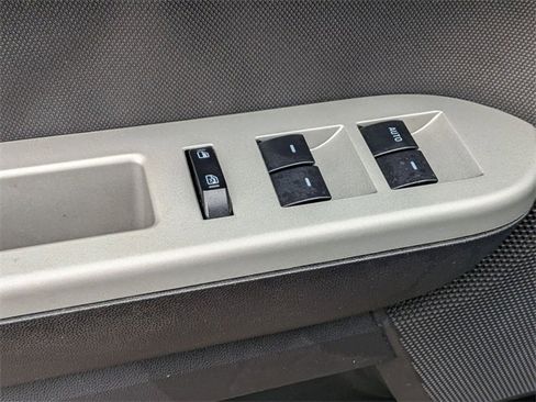 Used 2010 Ford Escape XLT image 15