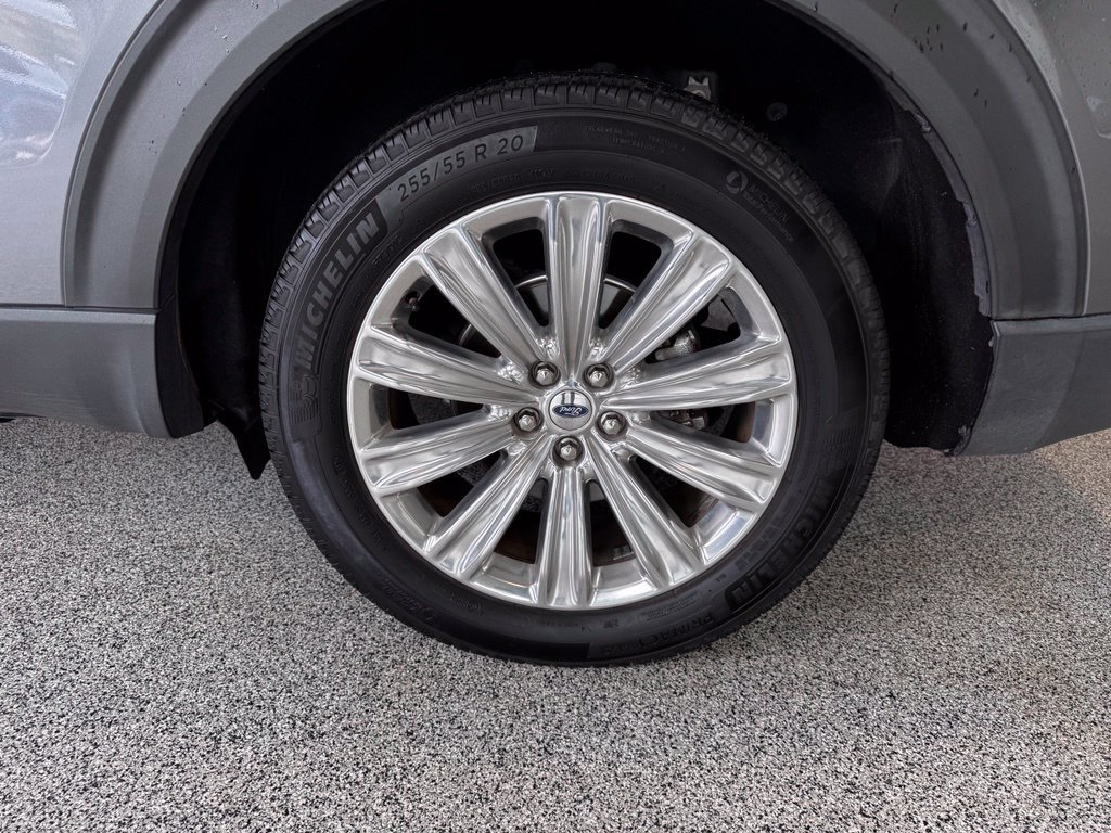 Used 2022 Ford Explorer Limited AWD/4WD image 14