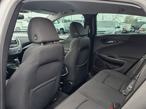 Used 2020 Chevrolet Malibu LT image 30