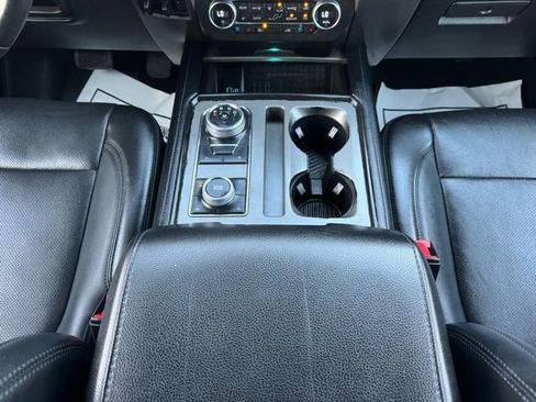 Used 2020 Ford Expedition Max XLT w/ Equipment Group 202A image 21