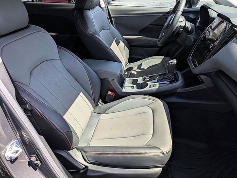 Used 2025 Subaru Crosstrek 2.5i Limited w/ Crosstrek Mirror Package image 31