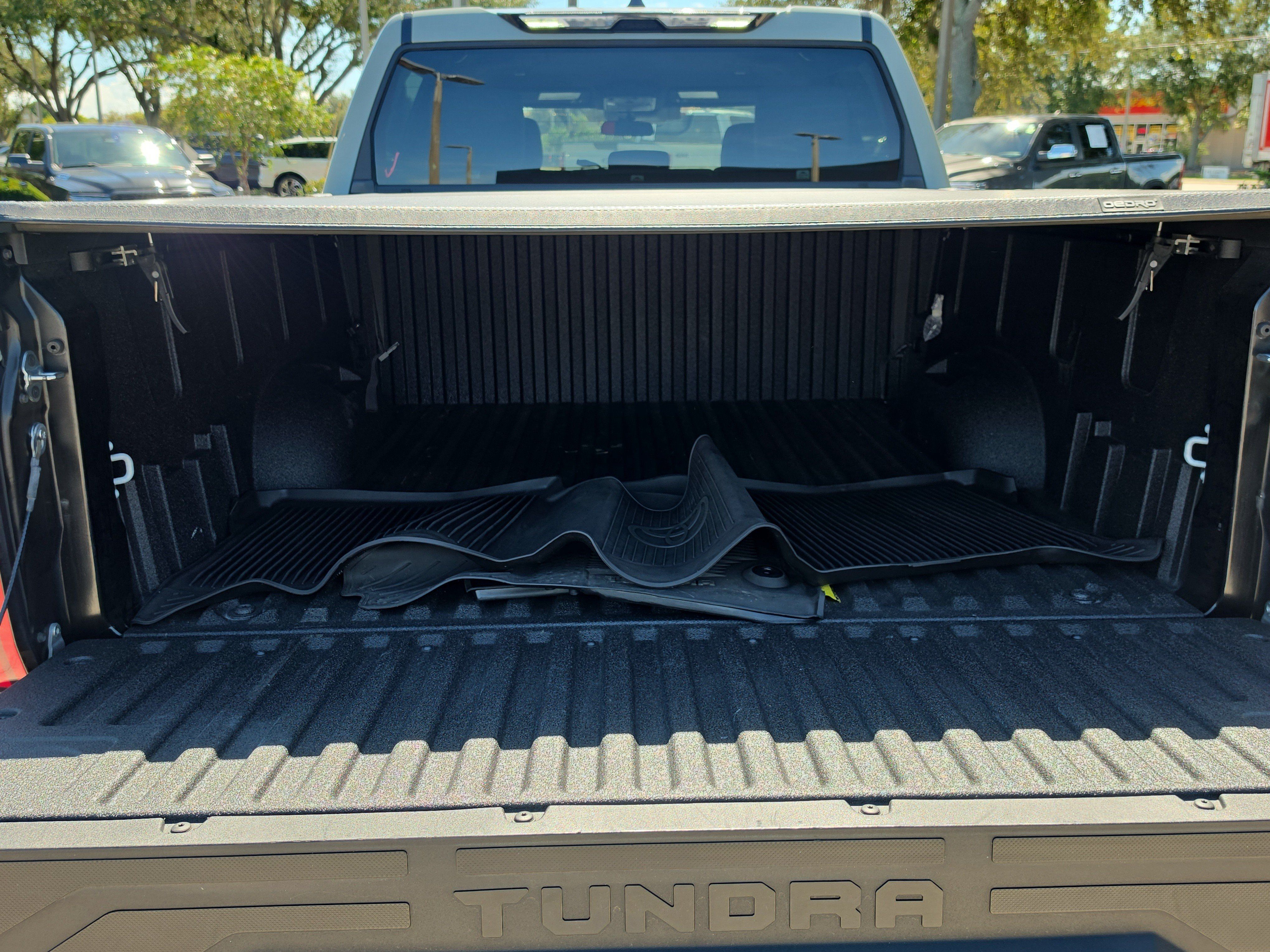 Used 2025 Toyota Tundra SR5 w/ SR5 Convenience Package AWD/4WD image 10