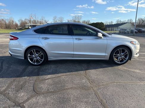 Used 2014 Ford Fusion Titanium image 9