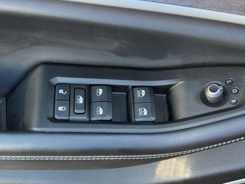 Used 2021 Jeep Grand Cherokee L Limited image 13