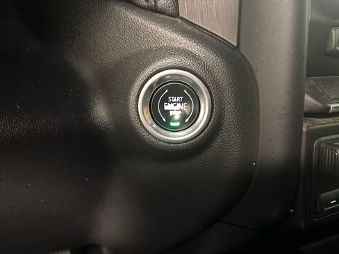 Used 2021 GMC Sierra 1500 AT4 image 39