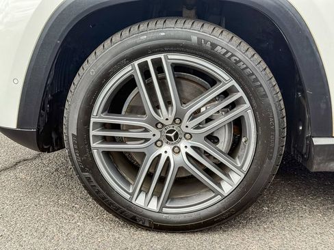 Certified 2023 Mercedes-Benz GLS 450 4MATIC image 11