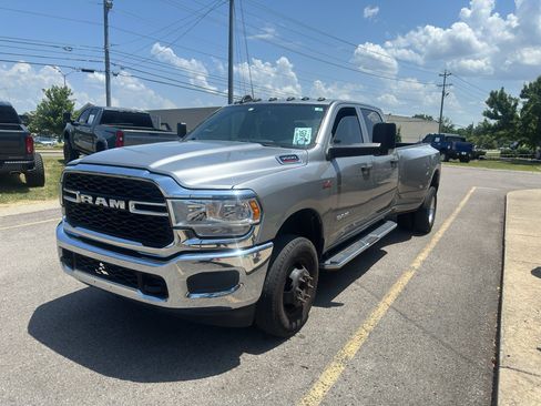 Used 2022 RAM 3500 Tradesman AWD/4WD image 8