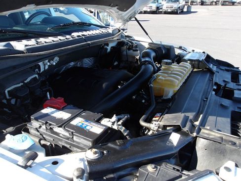 Used 2015 Ford F150 Lariat w/ Equipment Group 502A Luxury AWD/4WD image 21