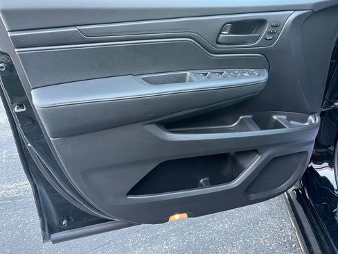 Used 2025 Honda Odyssey Sport-L image 20
