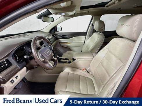 Used 2019 GMC Acadia Denali w/ Technology Package AWD/4WD image 29