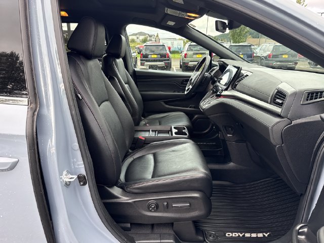 Used 2024 Honda Odyssey Sport image 10