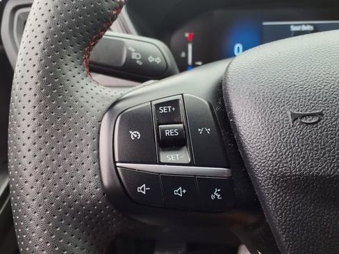 Used 2023 Ford Escape ST-Line image 26