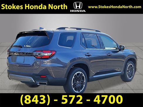 New 2026 Honda Pilot Touring image 5