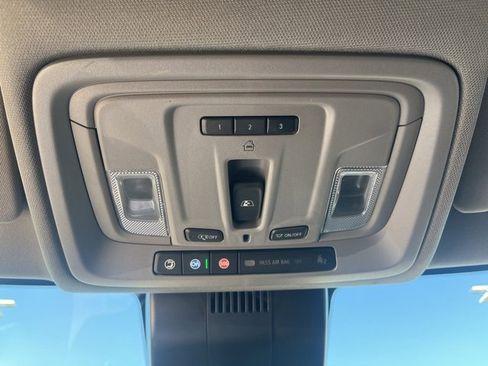 Used 2022 Chevrolet Silverado 1500 RST image 37