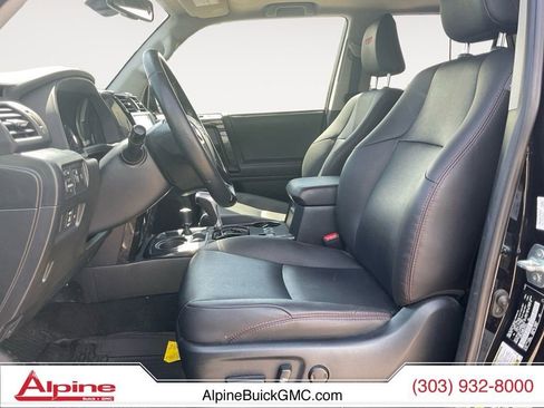 Used 2024 Toyota 4Runner TRD Off-Road Premium w/ Moonroof Package AWD/4WD image 9
