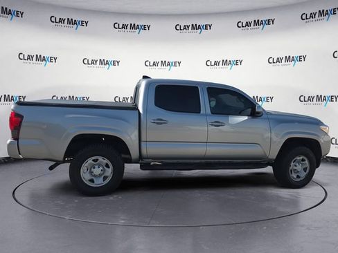 Used 2021 Toyota Tacoma SR AWD/4WD image 6