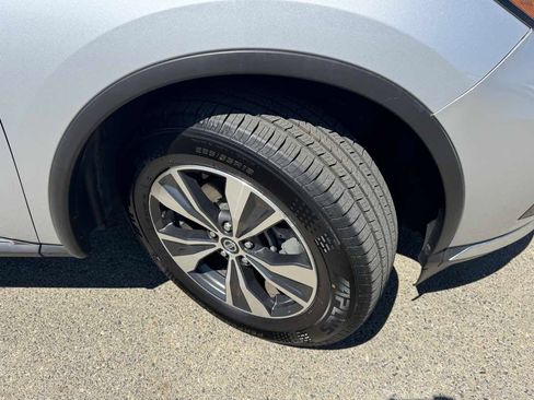 Used 2020 Nissan Murano SV FWD image 38