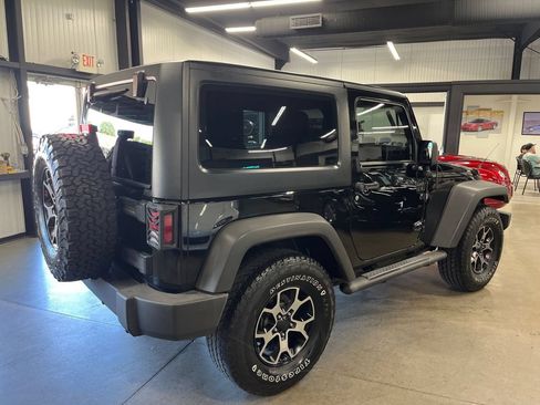 Used 2012 Jeep Wrangler Sport AWD/4WD image 17