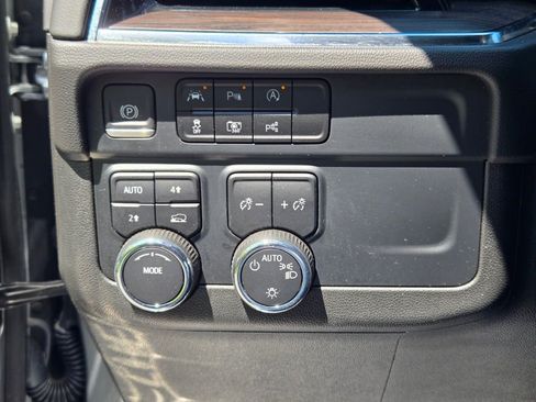Certified 2025 Chevrolet Tahoe LT AWD/4WD image 30