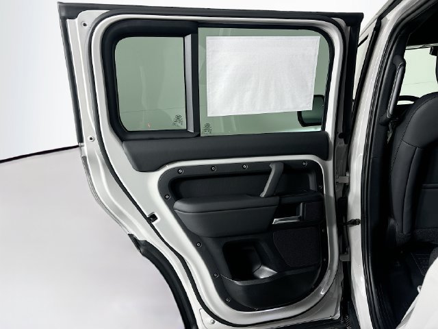 Used 2026 Land Rover Defender 110 S AWD/4WD image 22