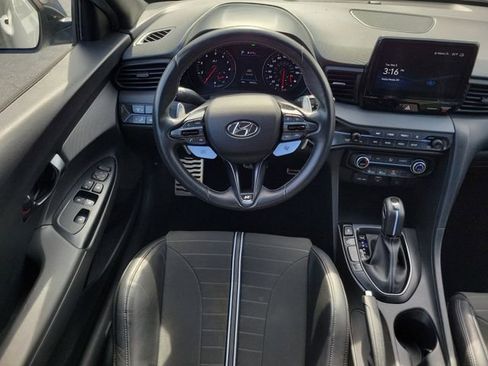 Used 2022 Hyundai Veloster N FWD image 9