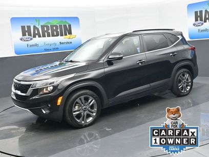 Used 2023 Kia Seltos S w/ Navigation Package