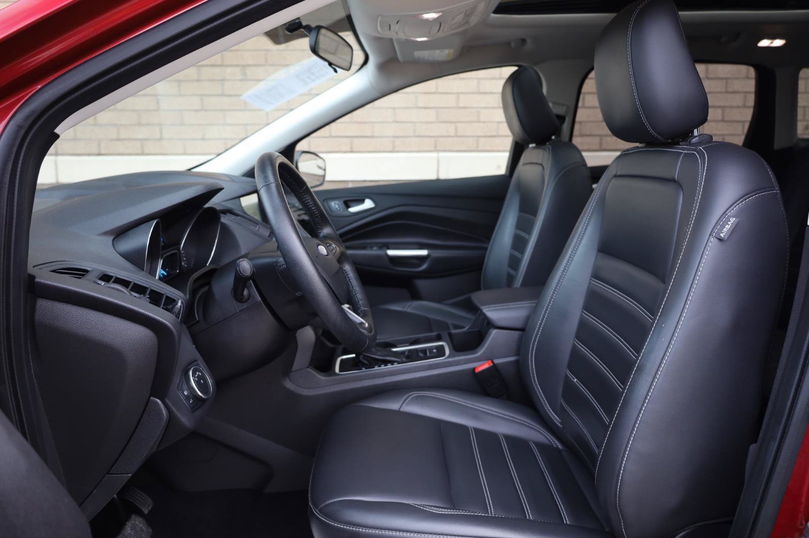 Used 2019 Ford Escape SEL AWD/4WD image 19