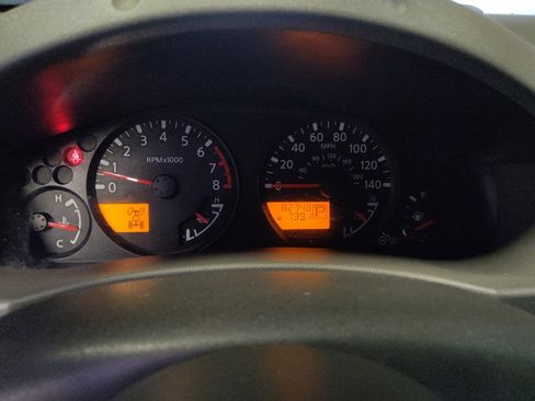 Used 2014 Nissan Xterra X AWD/4WD image 23