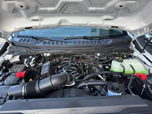 New 2026 Ford F250 XL w/ Snow Plow/Camper Package image 35