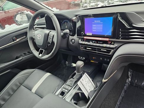 Used 2026 Toyota Camry SE w/ Convenience Package AWD/4WD image 11