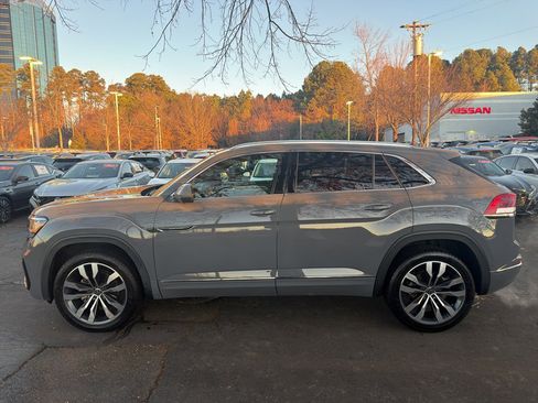 Used 2023 Volkswagen Atlas Cross Sport SEL Premium R-Line image 4