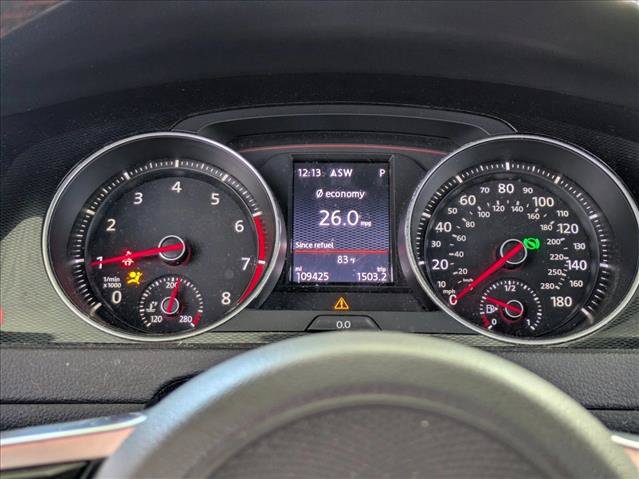 Used 2017 Volkswagen GTI SE FWD image 4