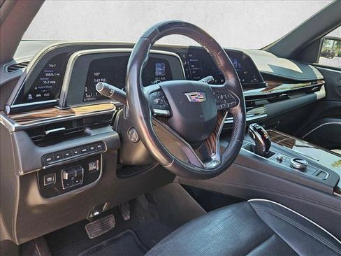 Used 2022 Cadillac Escalade ESV Premium Luxury w/ Performance Package AWD/4WD image 14